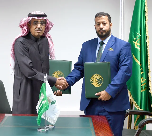 تنفذه مؤسسة صلة للتنمية ..مركز الملك سلمان للإغاثة يوقع اتفاقية لتنفيذ مشروع “الحقيبة الشتوية ” في 11 محافظة يمنية